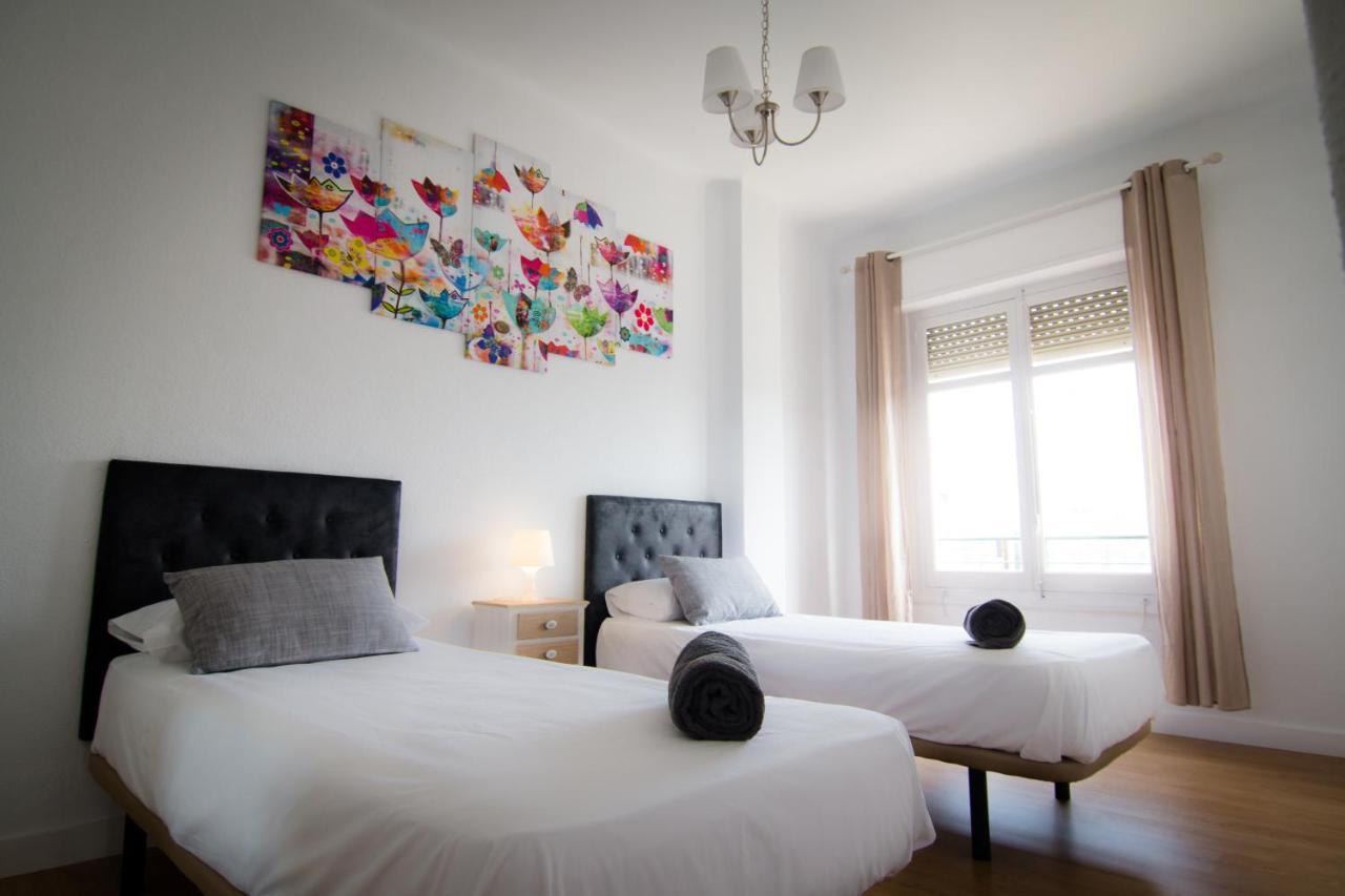 Apartament Holidays2malaga Terraza & Junto Puerto Deportivo *